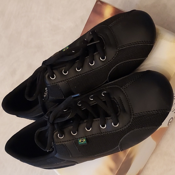 Worn once! Zumba Shoes - Picture 2 of 5